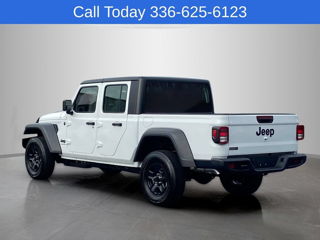 New 2026 Jeep Gladiator Sport AWD/4WD image 3
