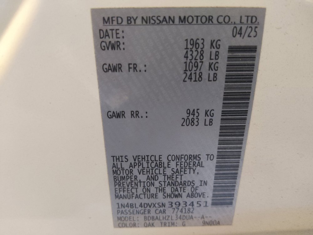 Used 2025 Nissan Altima 2.5 SV FWD image 33