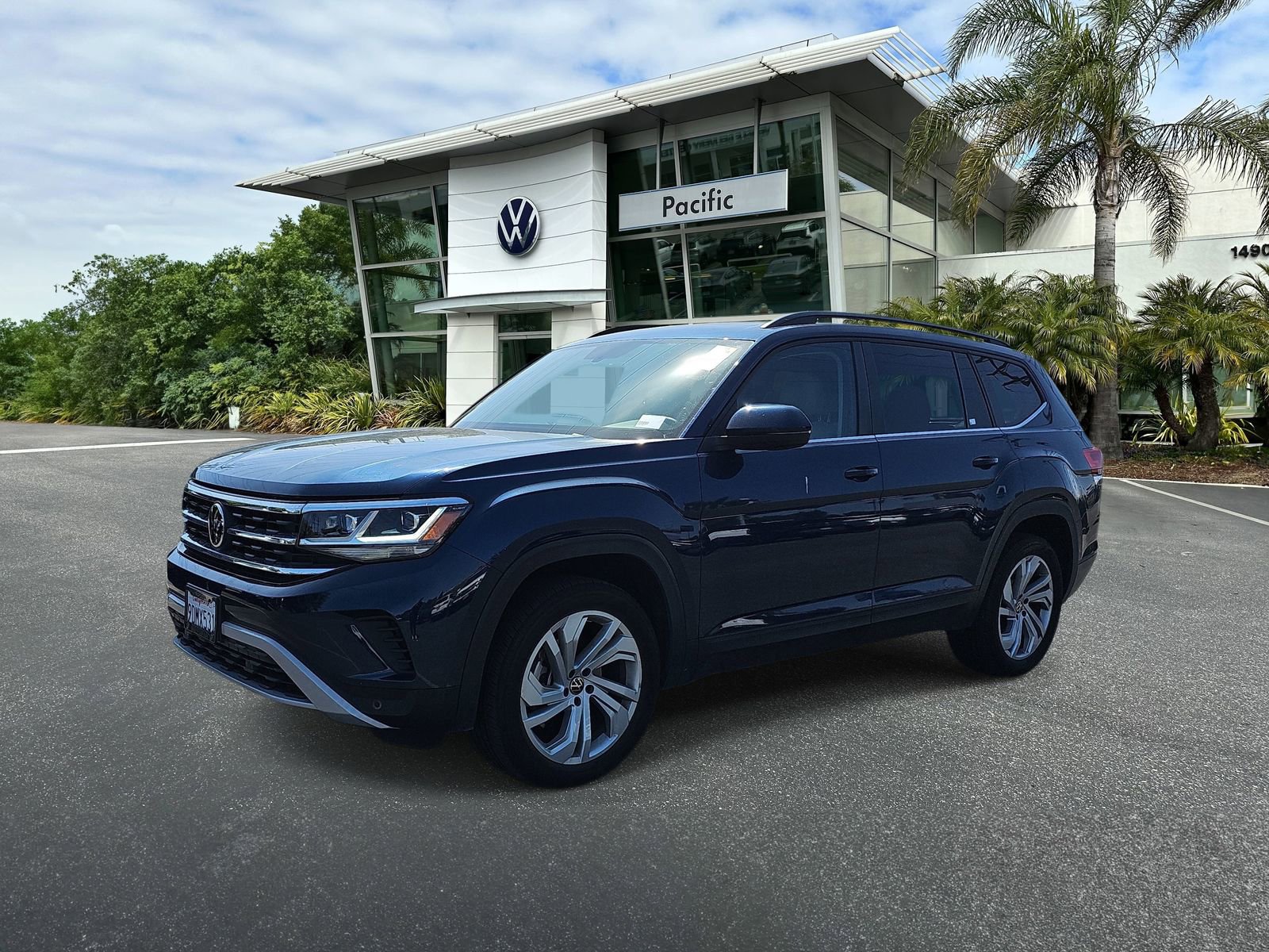 Certified 2023 Volkswagen Atlas SE w/ Panoramic Sunroof Package