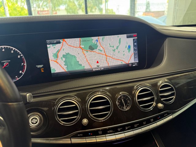 Used 2019 Mercedes-Benz S 450 Sedan image 25