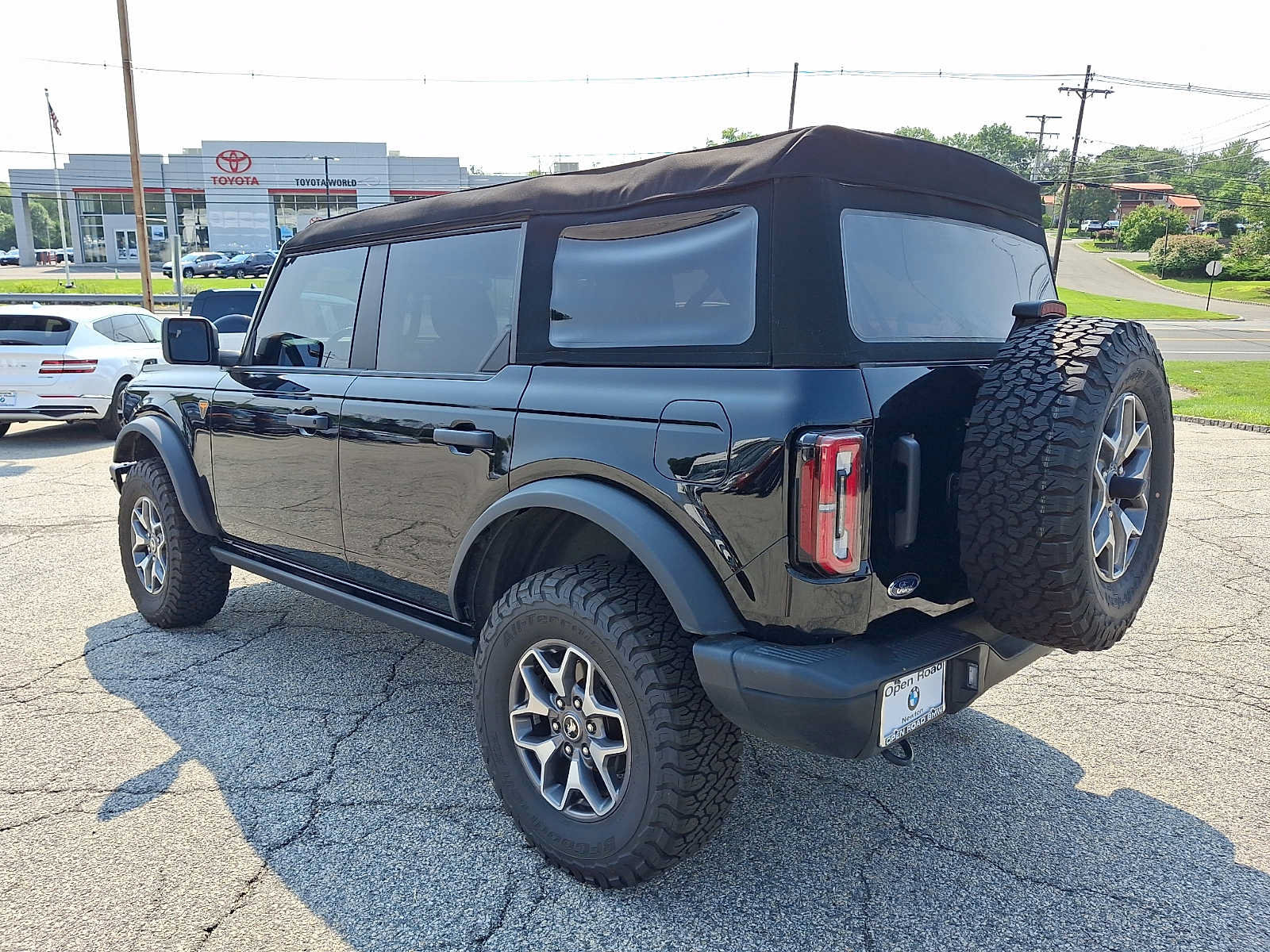 Used 2024 Ford Bronco Badlands AWD/4WD image 4