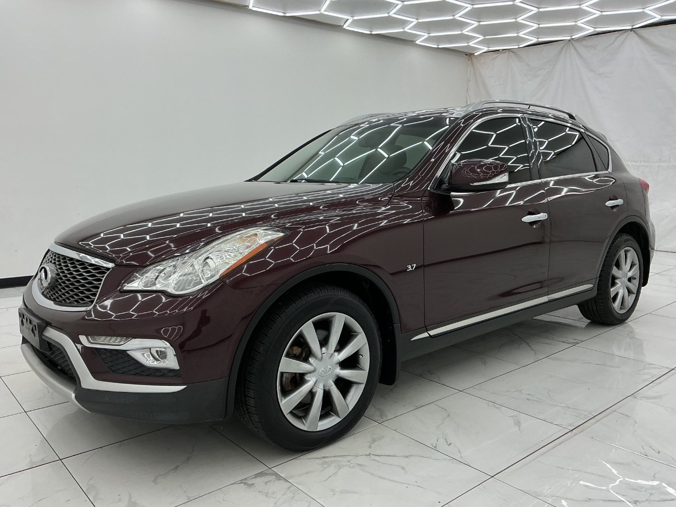 Used 2016 INFINITI QX50 AWD w/ Premium Package image 6