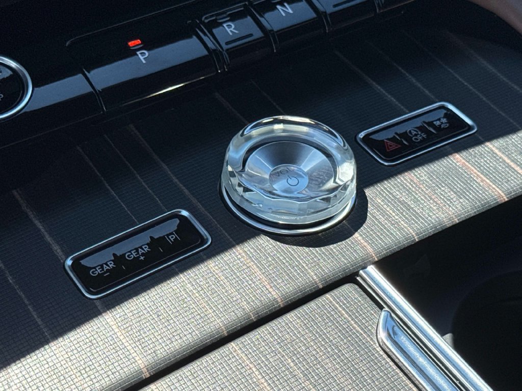Used 2026 Lincoln Navigator Black Label AWD/4WD image 34