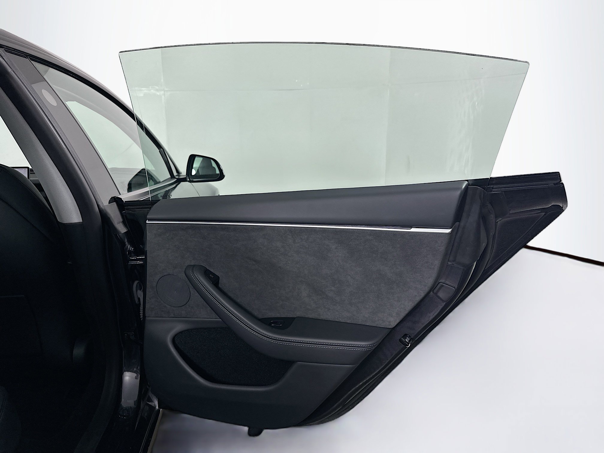 Used 2024 Tesla Model 3 Long Range image 31