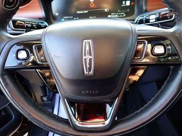 Used 2023 Lincoln Aviator Reserve AWD/4WD image 21