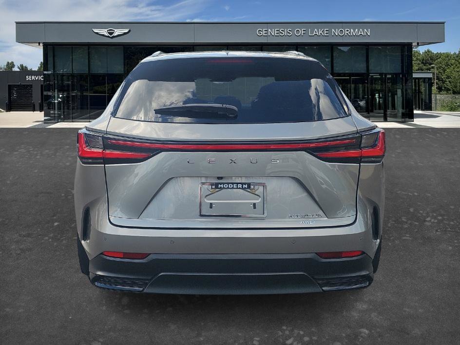 Used 2022 Lexus NX 350h NX 350h Premium image 8