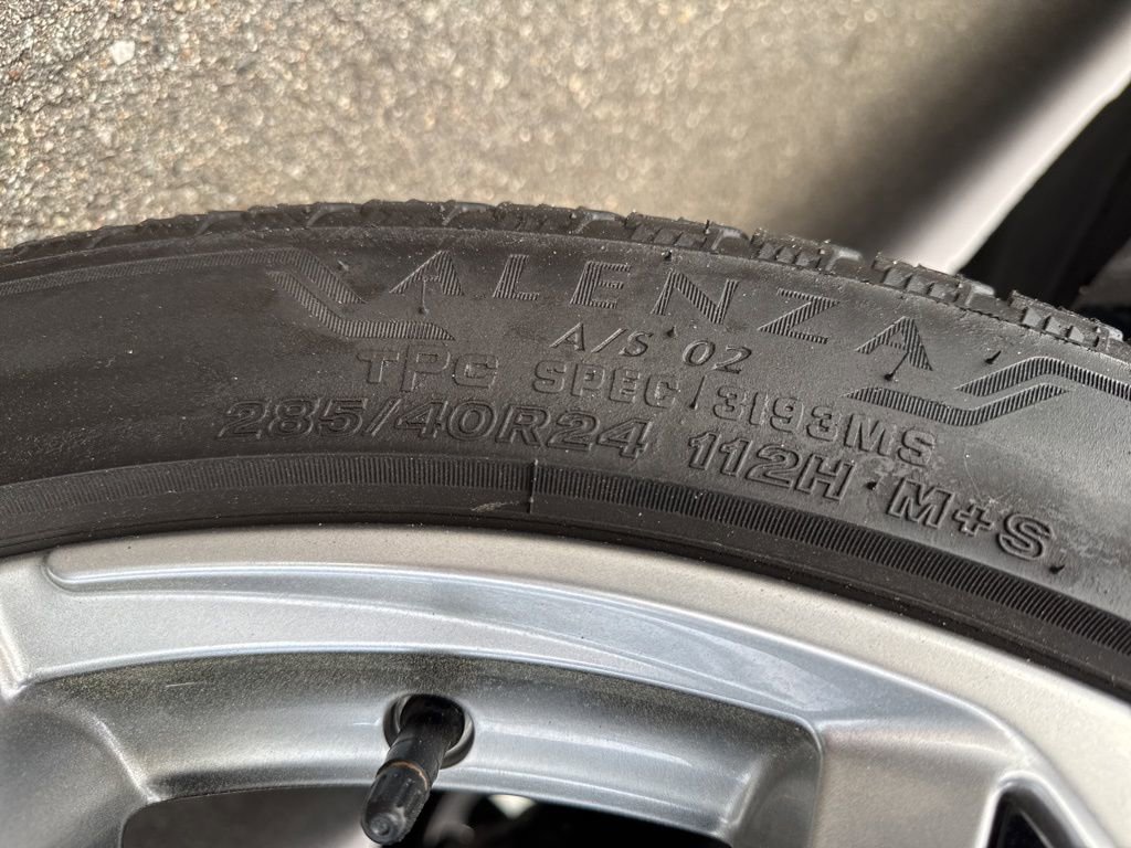 Used 2025 Cadillac Escalade ESV Sport Platinum w/ LPO, Floor Liner Package image 38