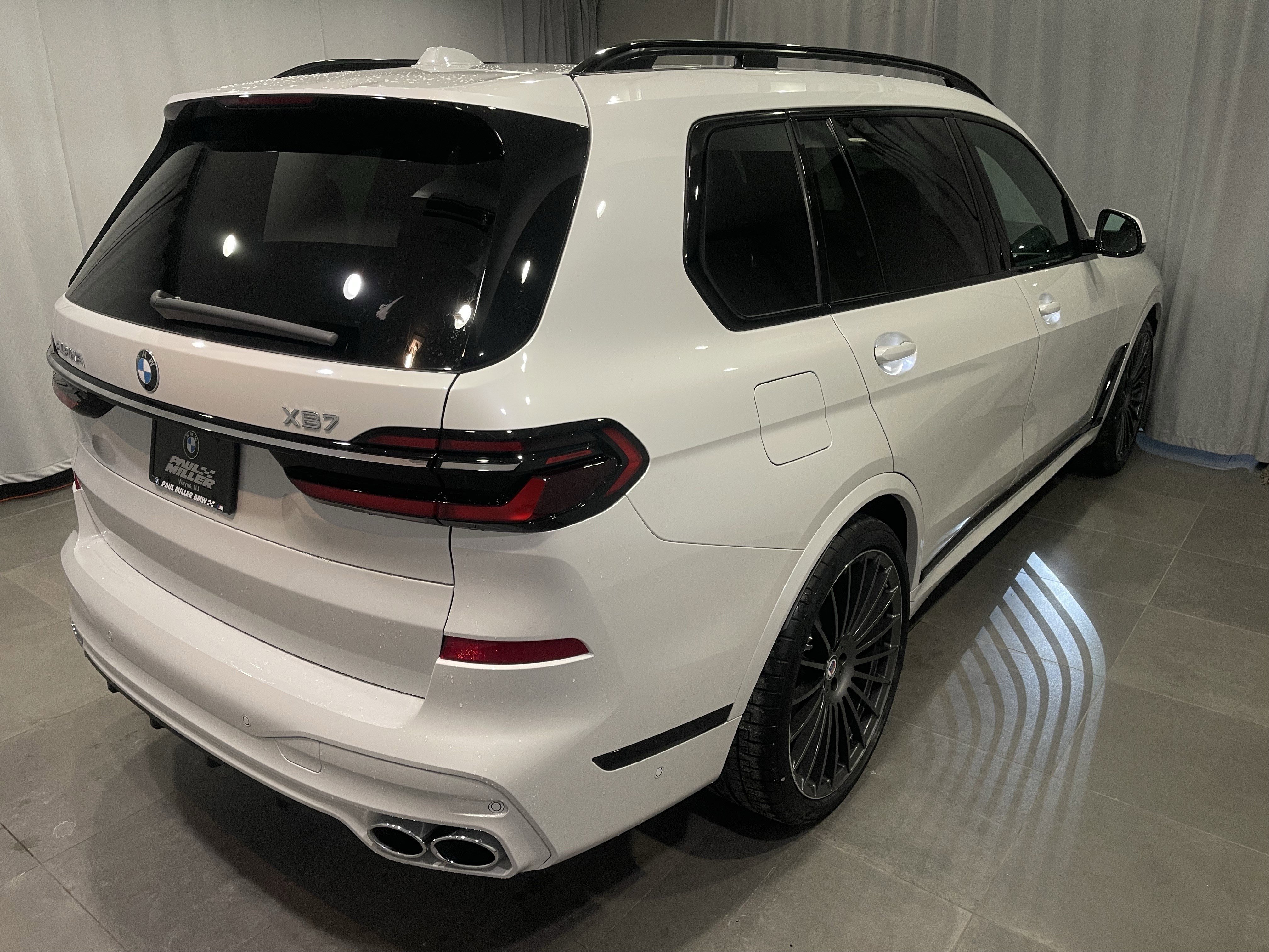 New 2026 BMW ALPINA XB7 image 6