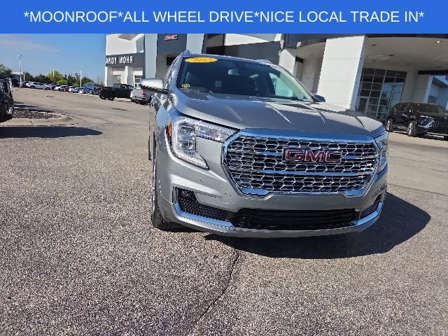 Used 2023 GMC Terrain Denali AWD/4WD image 4