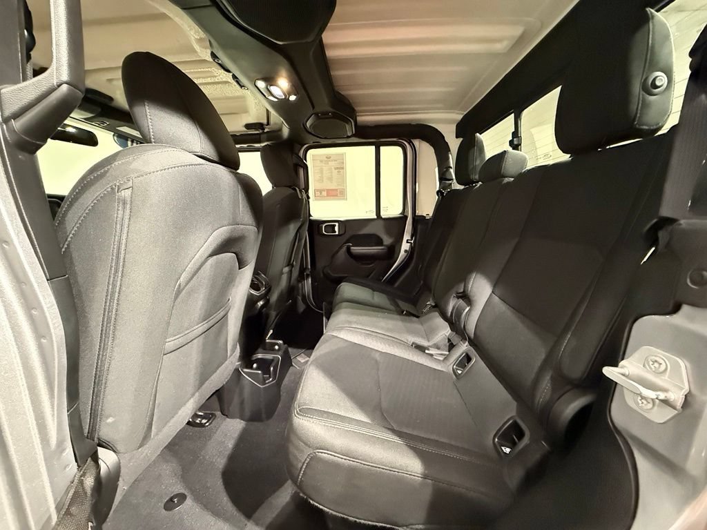 Used 2020 Jeep Gladiator Sport w/ Quick Order Package 24S AWD/4WD image 17