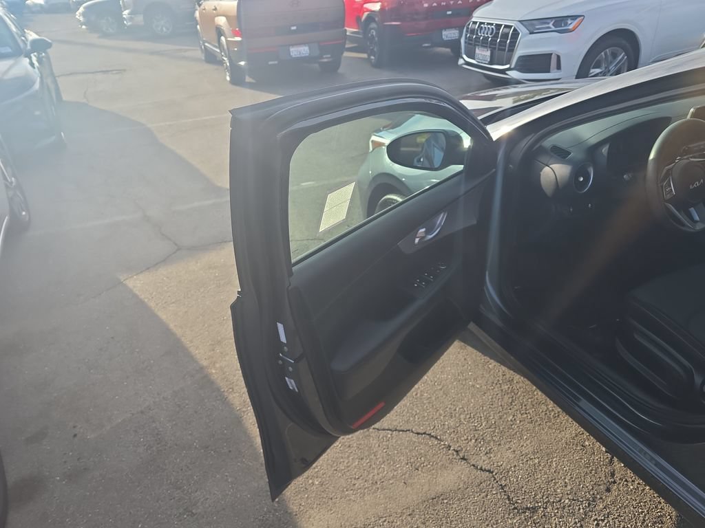 Used 2024 Kia Forte LXS FWD image 10