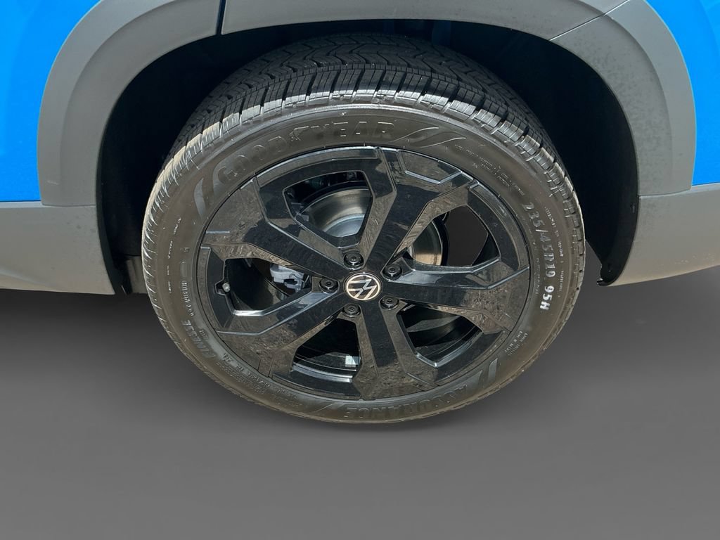 New 2026 Volkswagen Taos SE AWD/4WD image 14