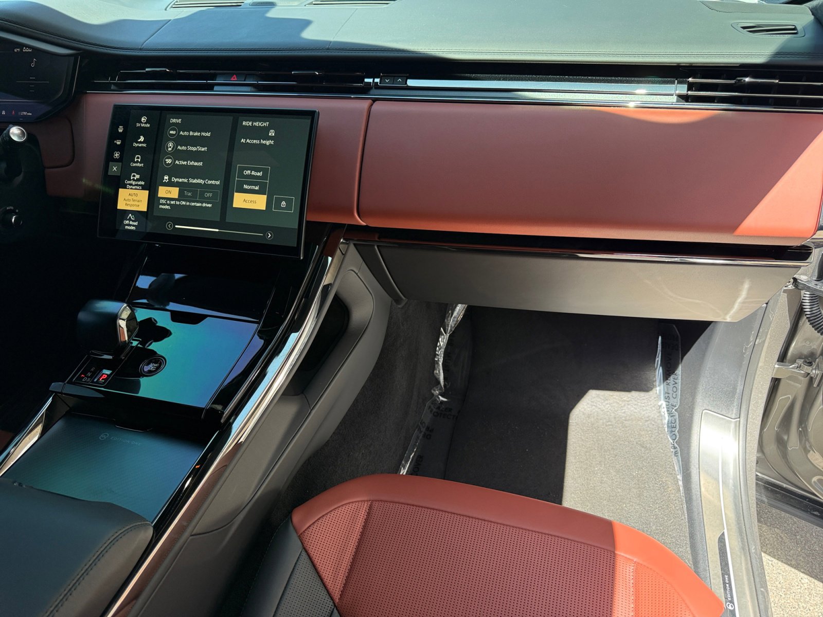 Used 2024 Land Rover Range Rover Sport AWD/4WD image 22