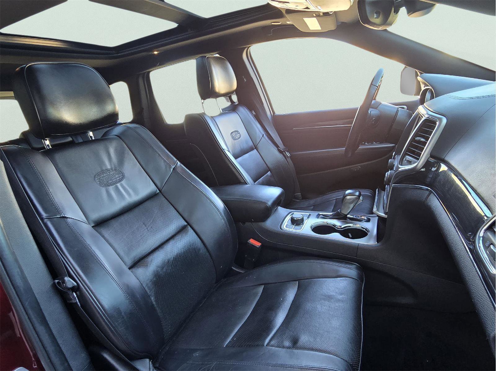 Used 2018 Jeep Grand Cherokee Overland image 38