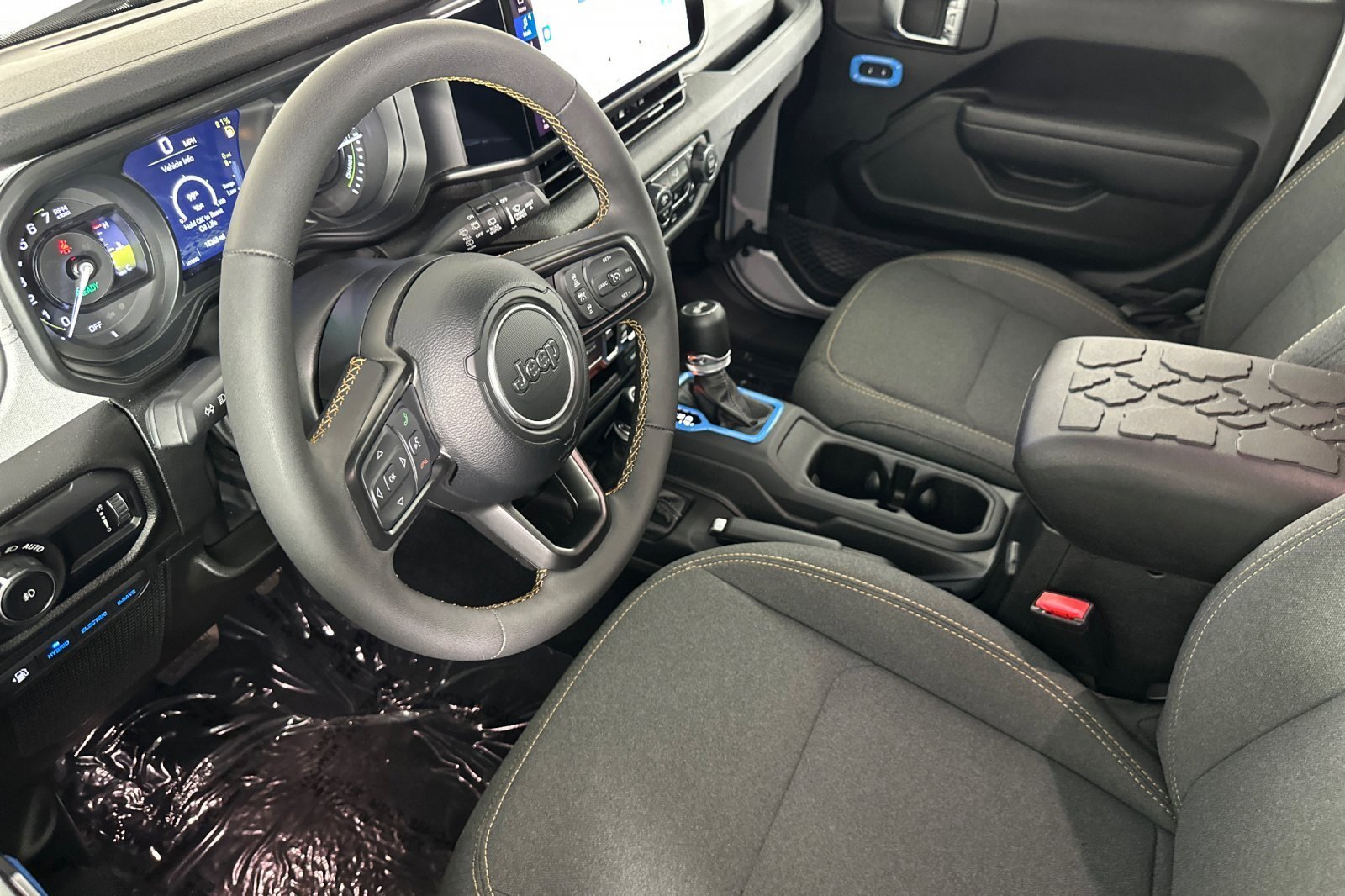 Used 2024 Jeep Wrangler Unlimited w/ Convenience Group image 9