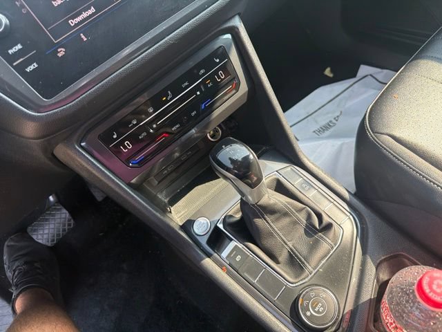 Used 2023 Volkswagen Tiguan SE AWD/4WD image 41