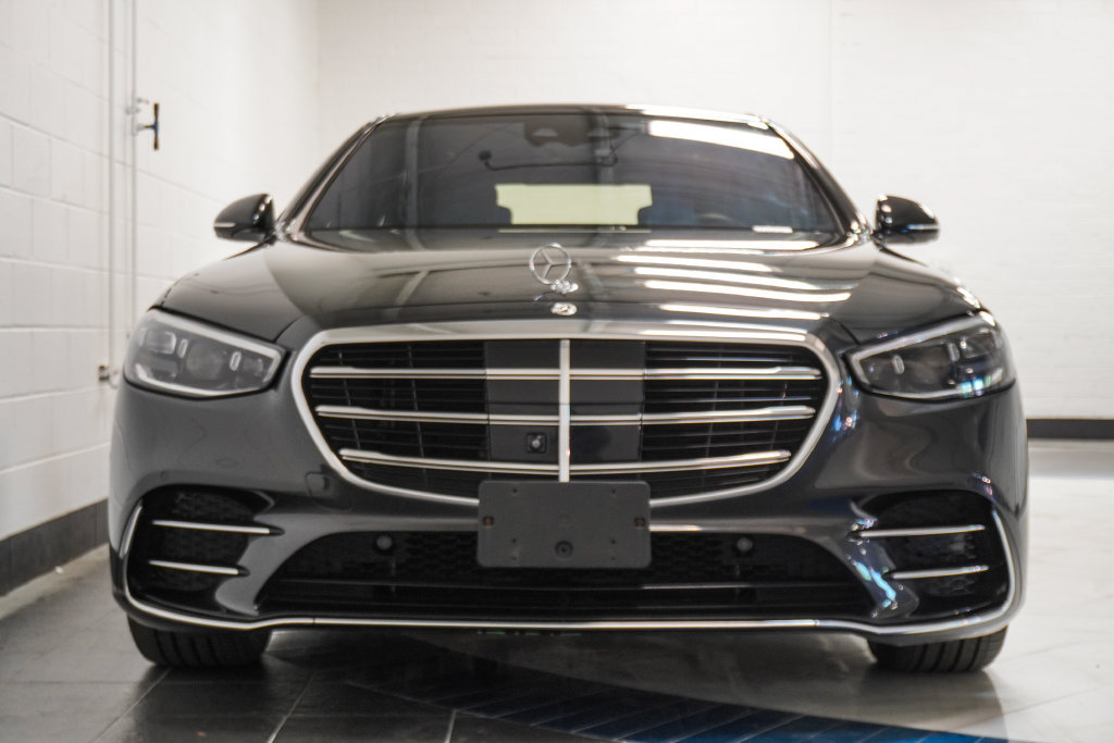 Used 2022 Mercedes-Benz S 500 4MATIC w/ AMG Line Package image 38