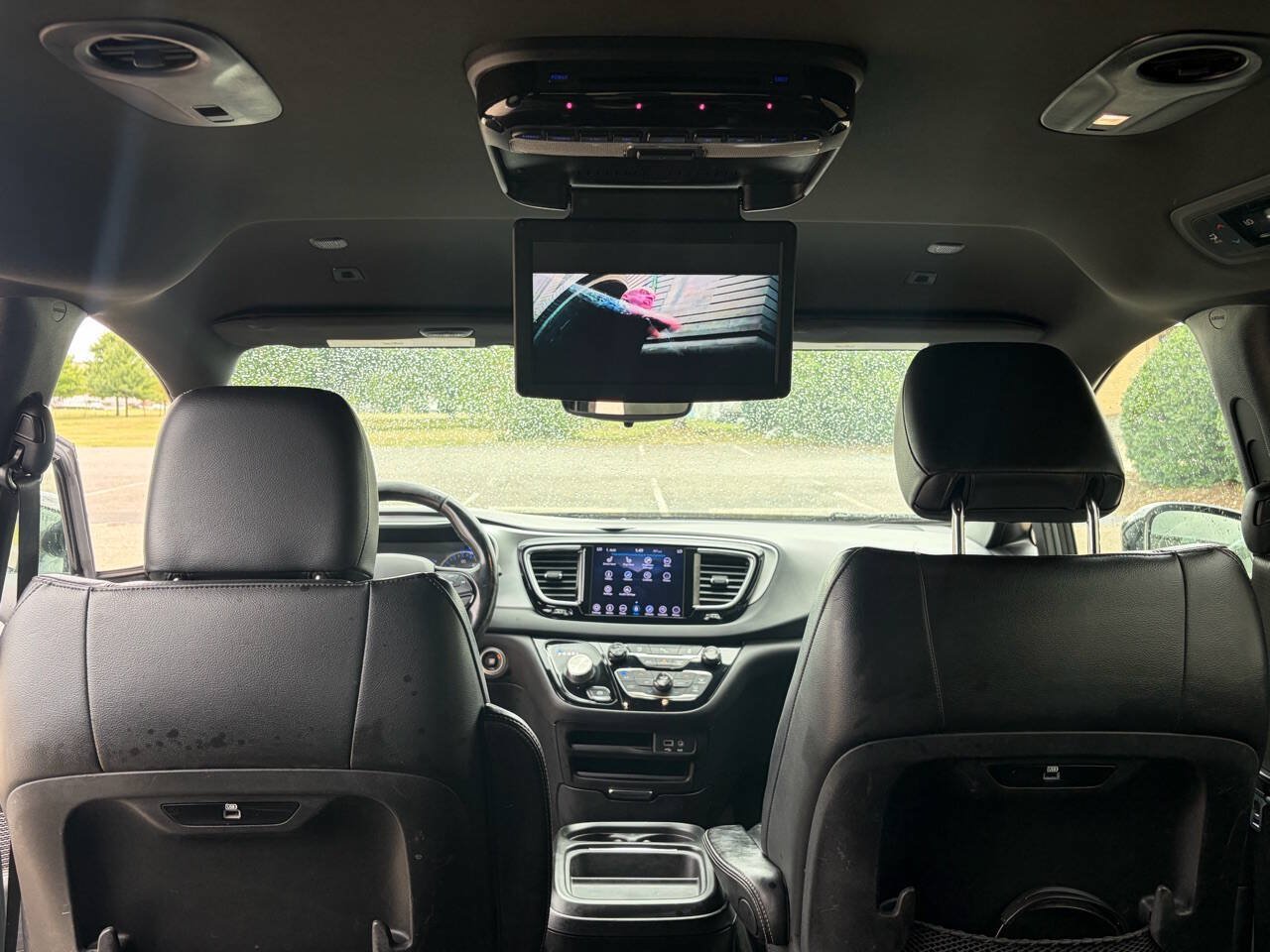 Used 2018 Chrysler Pacifica Touring-L w/ Premium Audio Group FWD image 21