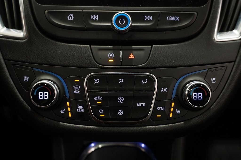 Certified 2023 Chevrolet Malibu LT w/ Midnight Edition image 15