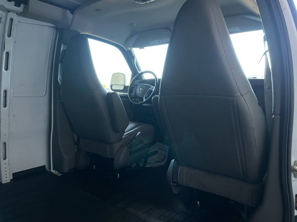 Used 2023 GMC Savana 2500 Extended w/ Driver Convenience Package image 20