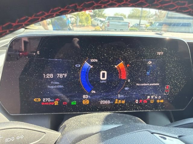 Certified 2025 Chevrolet Equinox EV RS FWD image 20