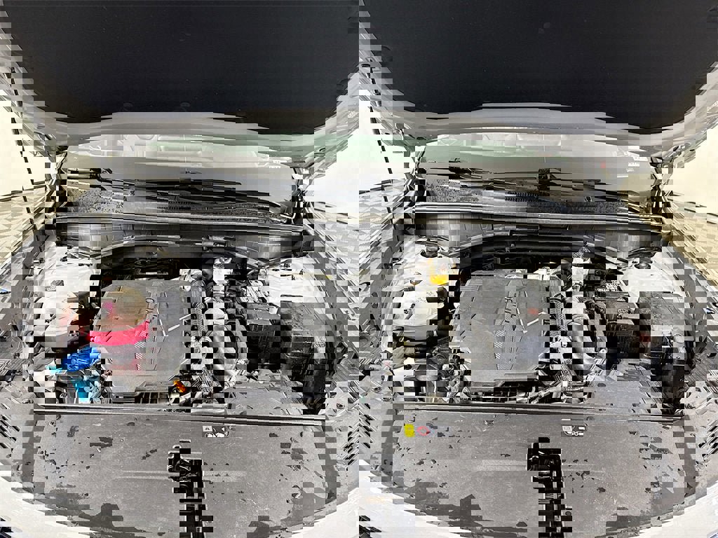 Used 2023 Kia Sorento SX image 24