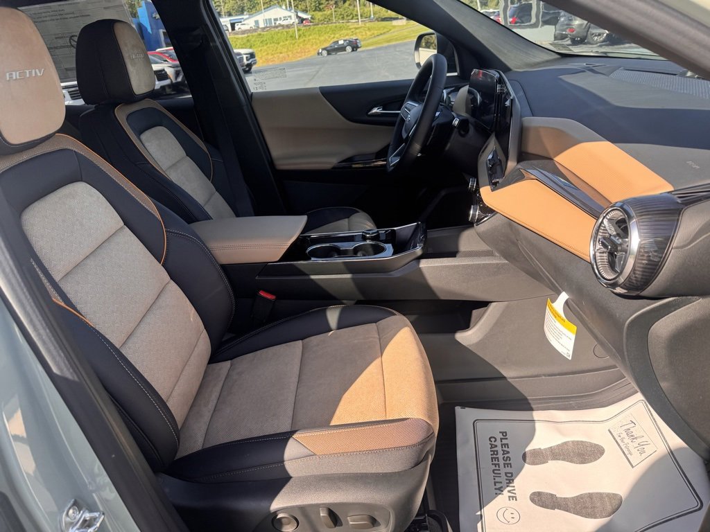 New 2026 Chevrolet Equinox ACTIV w/ Convenience Package III image 28