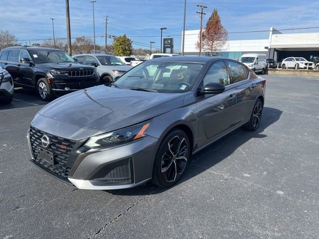 Used 2023 Nissan Altima 2.5 SR