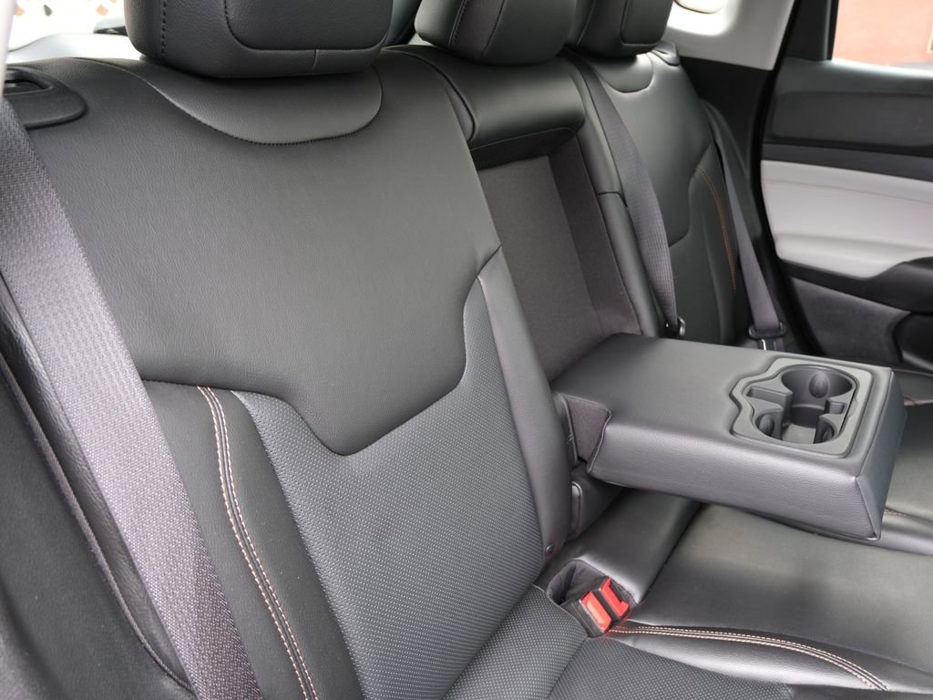 Used 2022 Jeep Compass Limited image 29