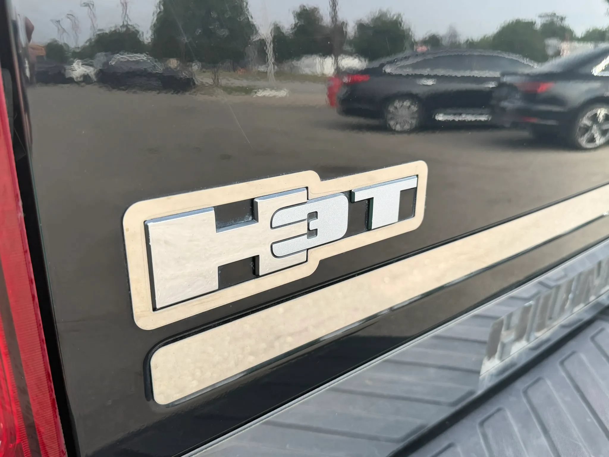 Used 2009 HUMMER H3T Luxury AWD/4WD image 9