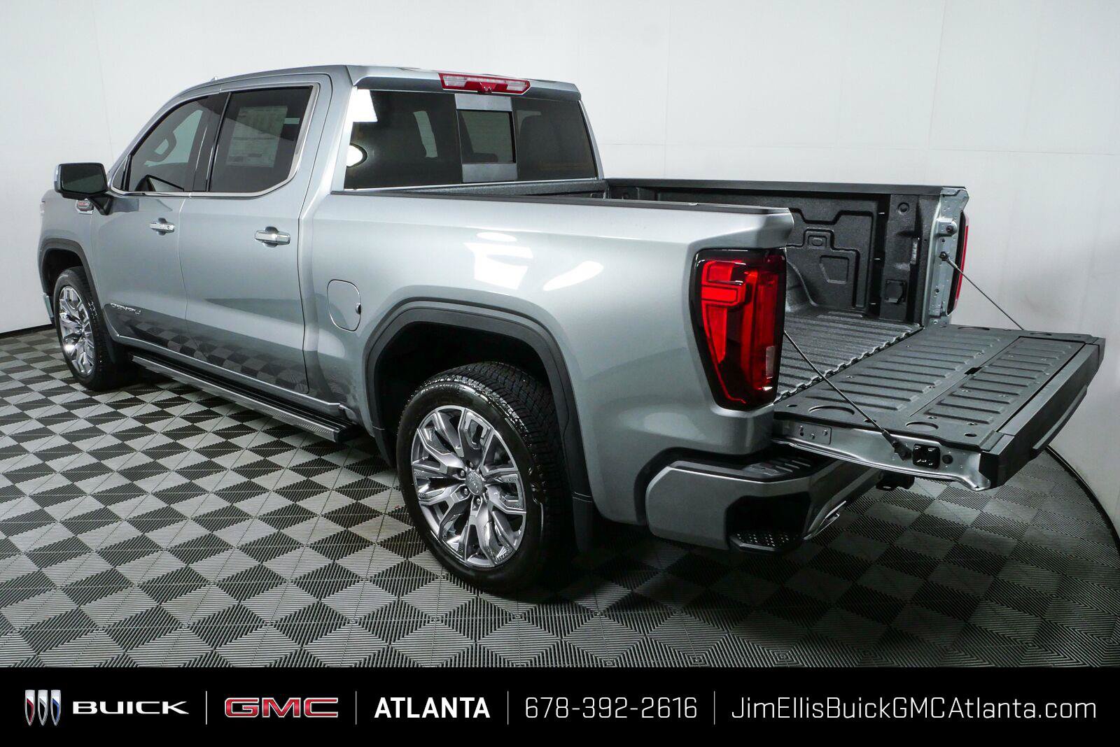 New 2026 GMC Sierra 1500 Denali AWD/4WD image 34