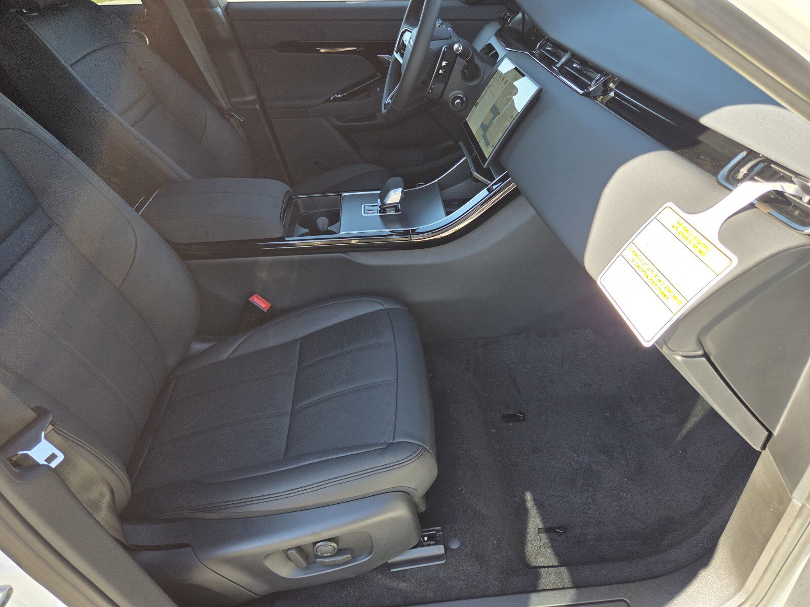 New 2026 Land Rover Range Rover Evoque S image 3