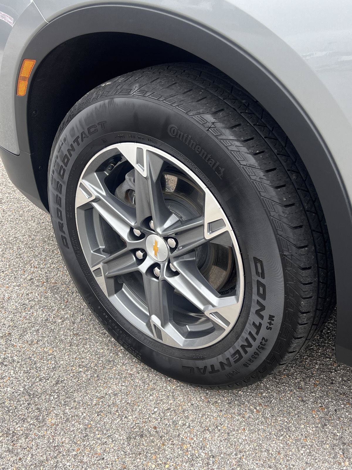 Used 2024 Chevrolet Blazer LT FWD image 40