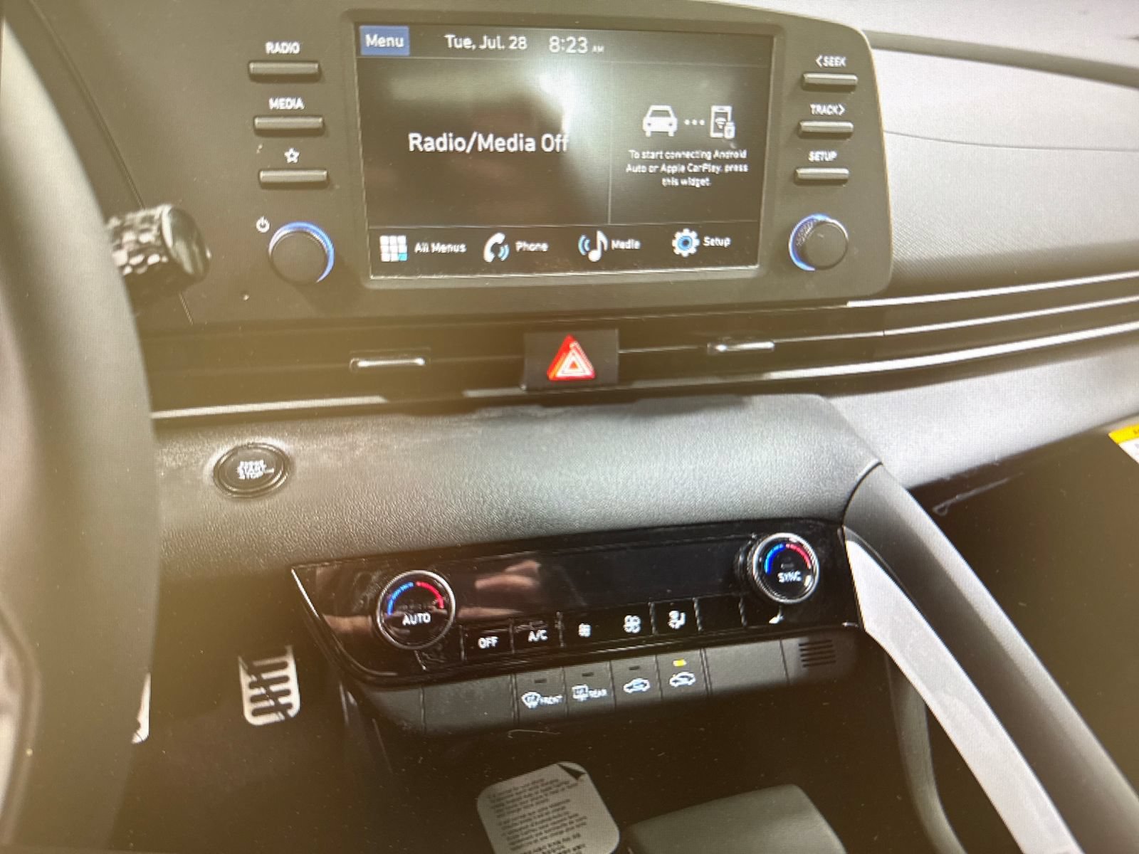 Used 2026 Hyundai Elantra Sport FWD image 9