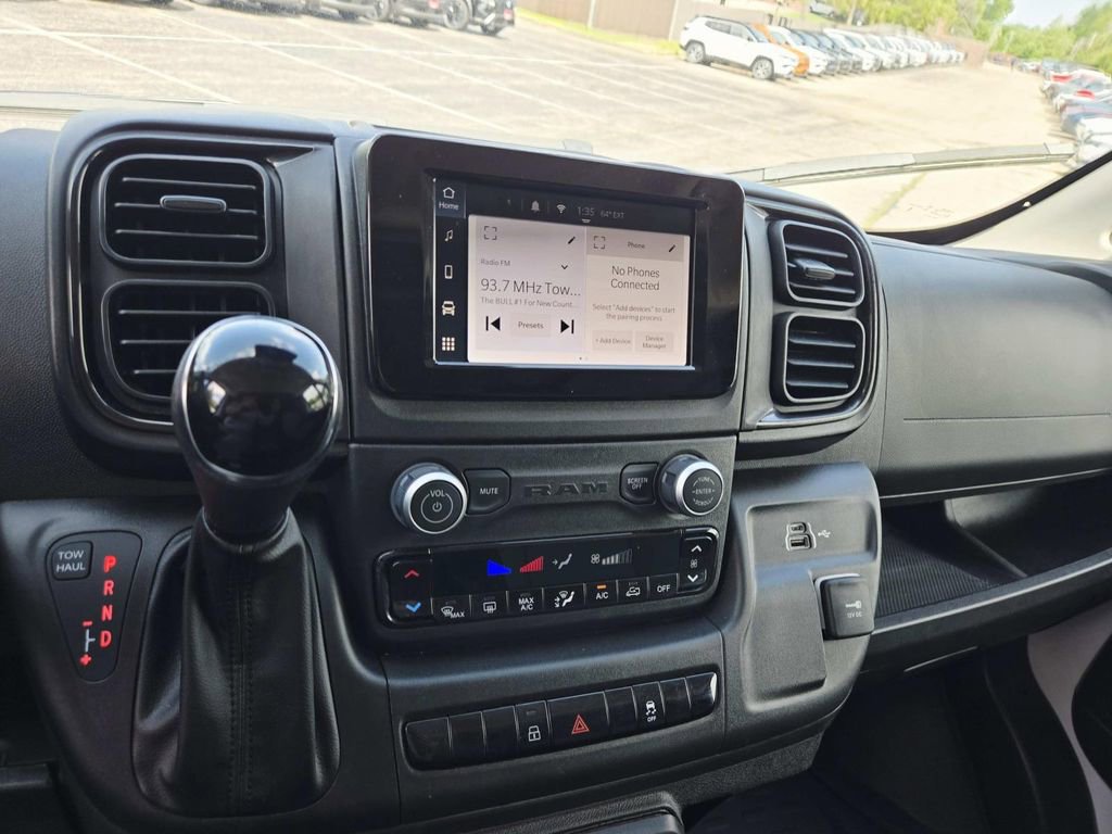 Used 2026 RAM ProMaster 2500 w/ Convenience Group FWD image 23