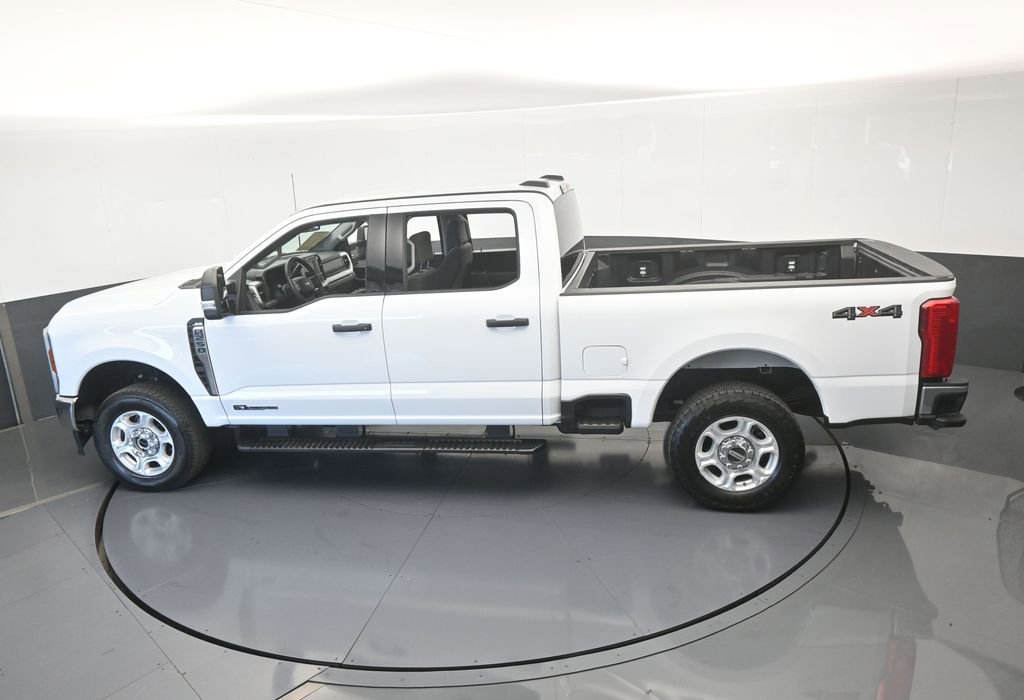 Used 2025 Ford F250 XLT image 52