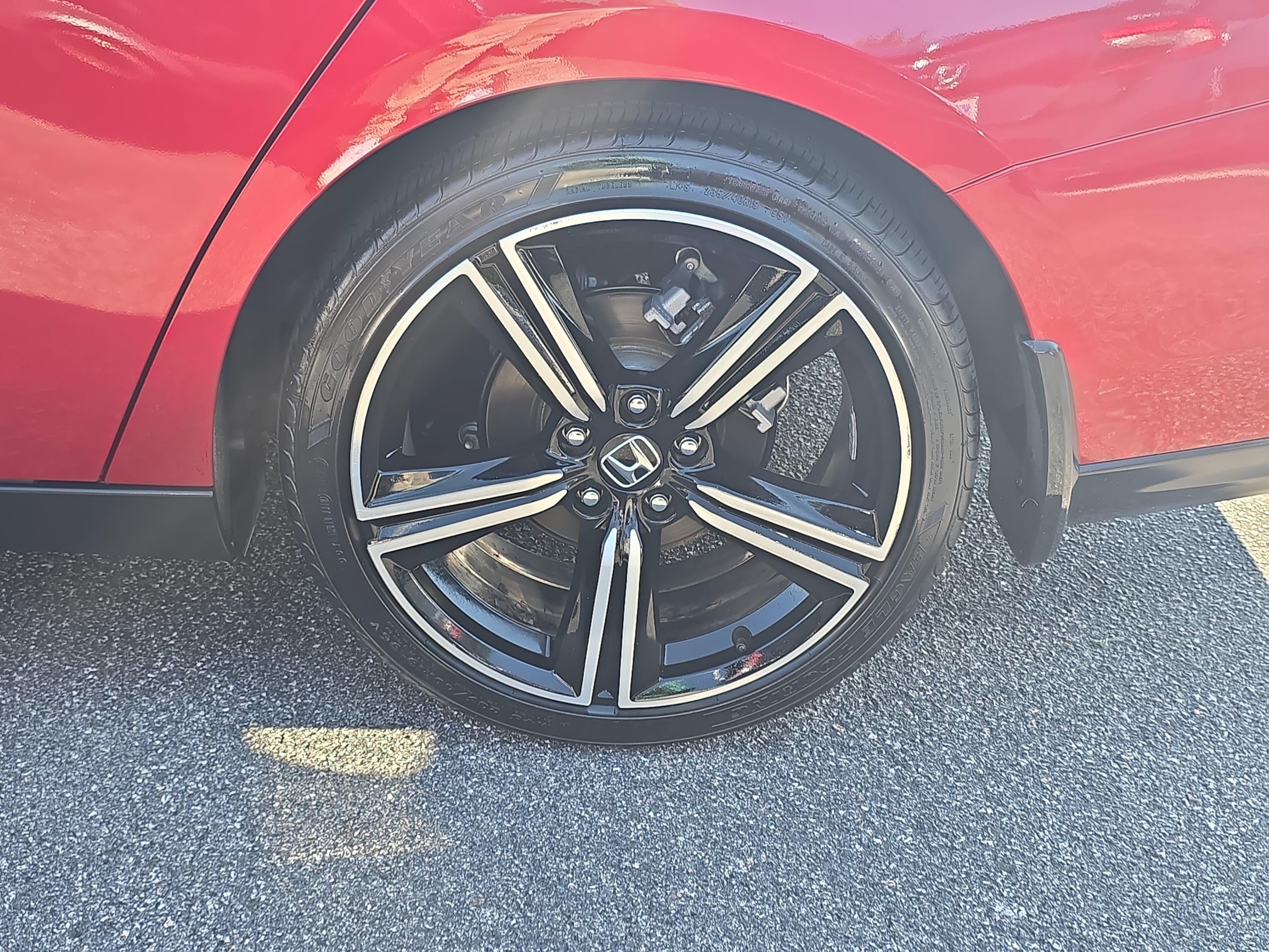 Used 2024 Honda Accord Sport image 33