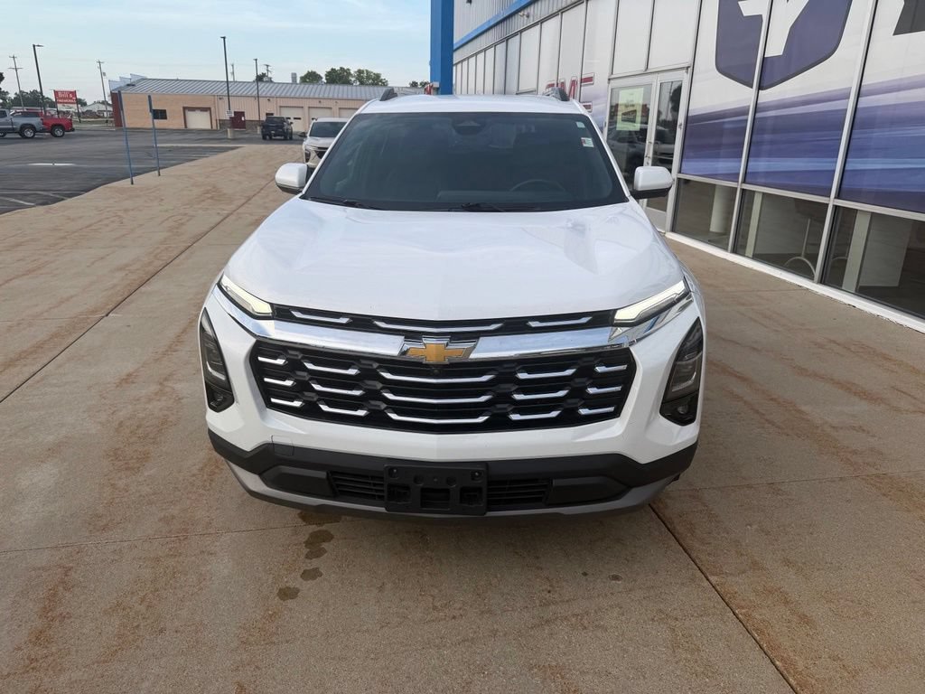 Used 2025 Chevrolet Equinox LT w/ Convenience Package II AWD/4WD image 8