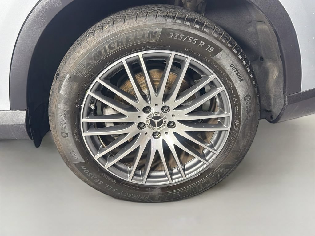 Used 2024 Mercedes-Benz GLC 300 image 40