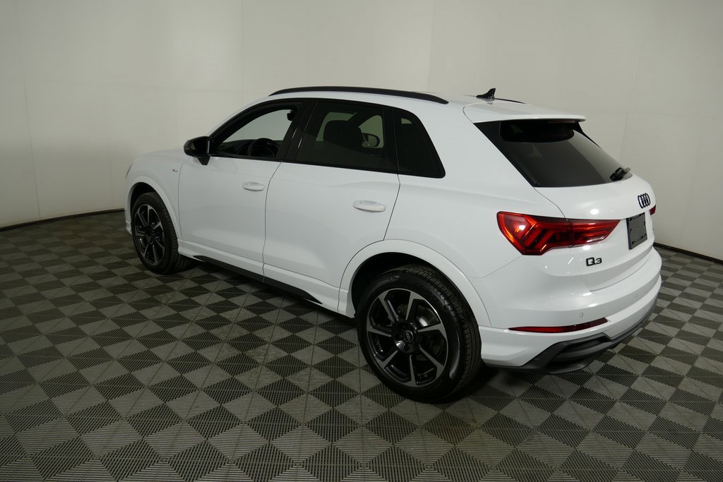 Certified 2025 Audi Q3 2.0T Premium Plus w/ Premium Plus Package image 5