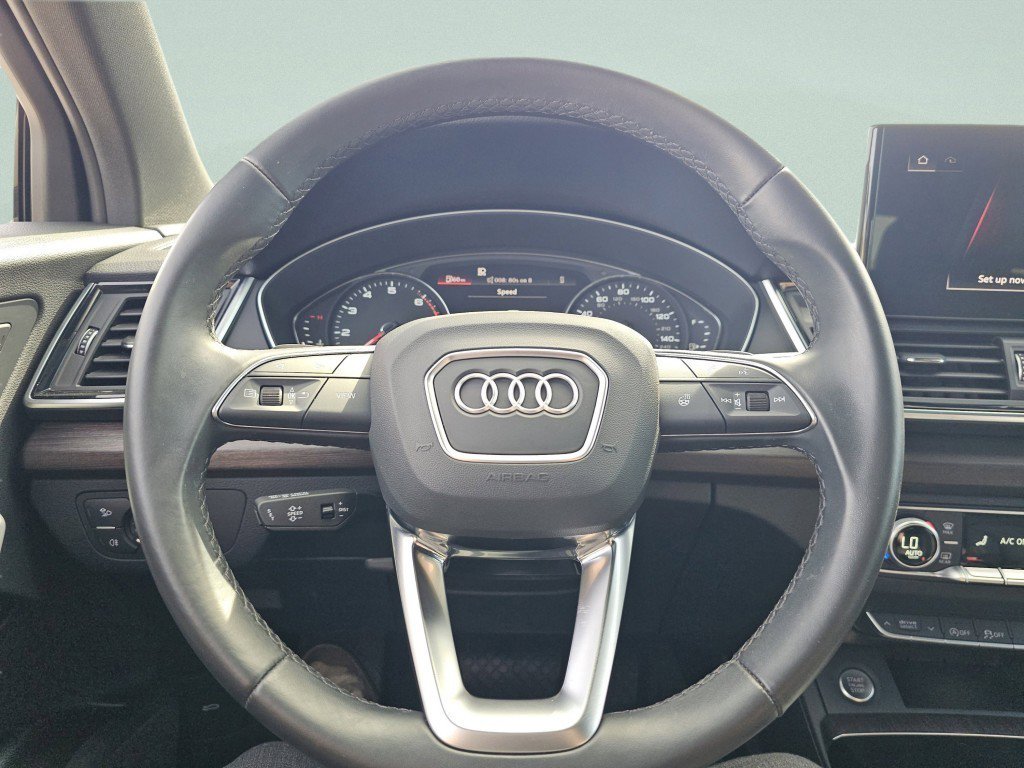 Used 2023 Audi Q5 2.0T Premium w/ Convenience Package AWD/4WD image 30