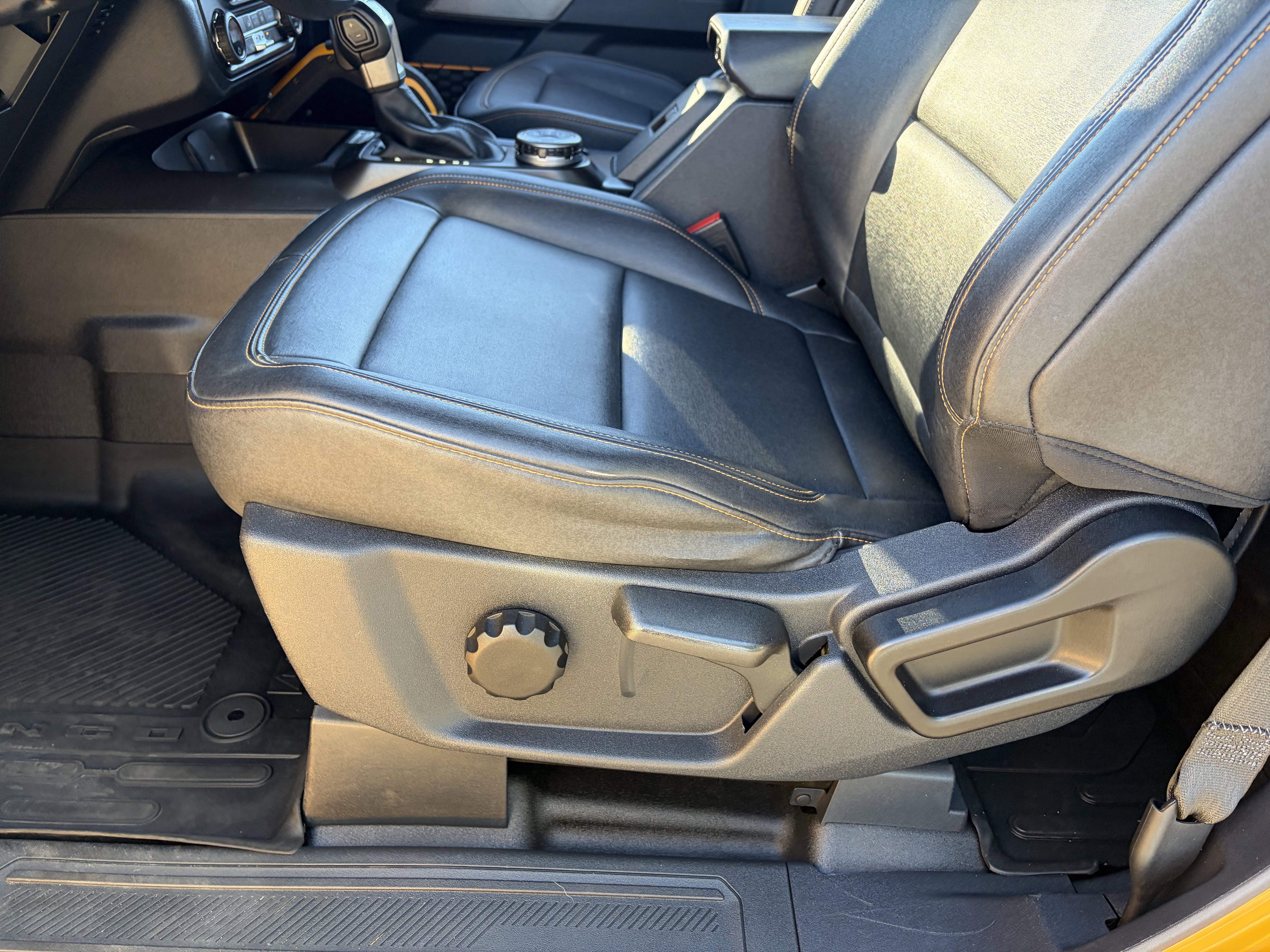 Used 2021 Ford Bronco Badlands image 21