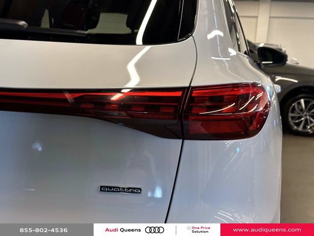 Used 2025 Audi Q5 Premium Plus w/ Premium Plus AWD/4WD image 9