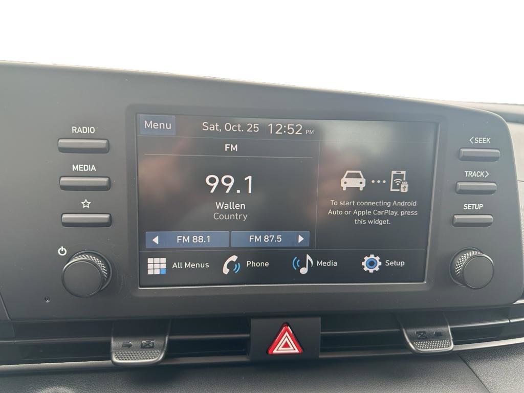 New 2026 Hyundai Elantra Sport image 8