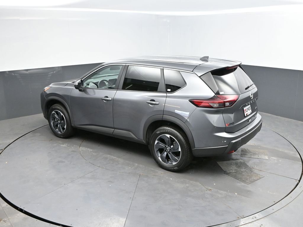 Used 2025 Nissan Rogue SV AWD/4WD image 28