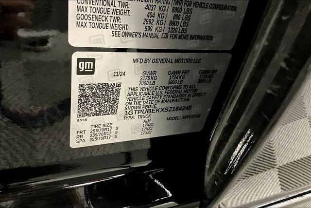 Used 2025 GMC Sierra 1500 SLE w/ Preferred Package AWD/4WD image 40