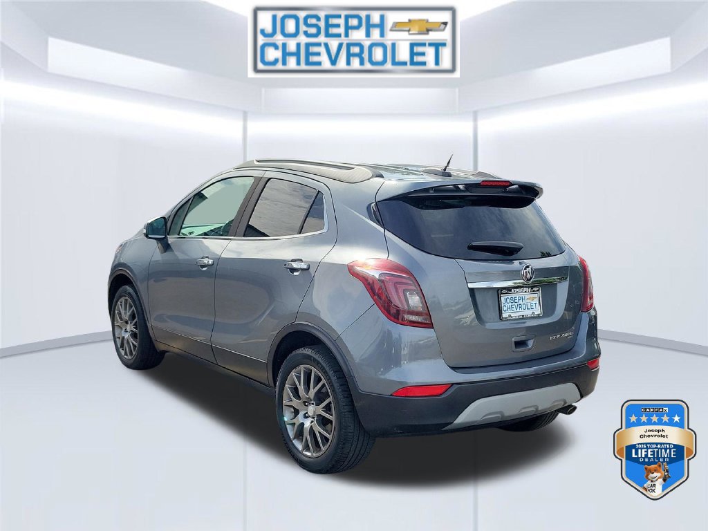 Used 2019 Buick Encore Sport Touring AWD/4WD image 4