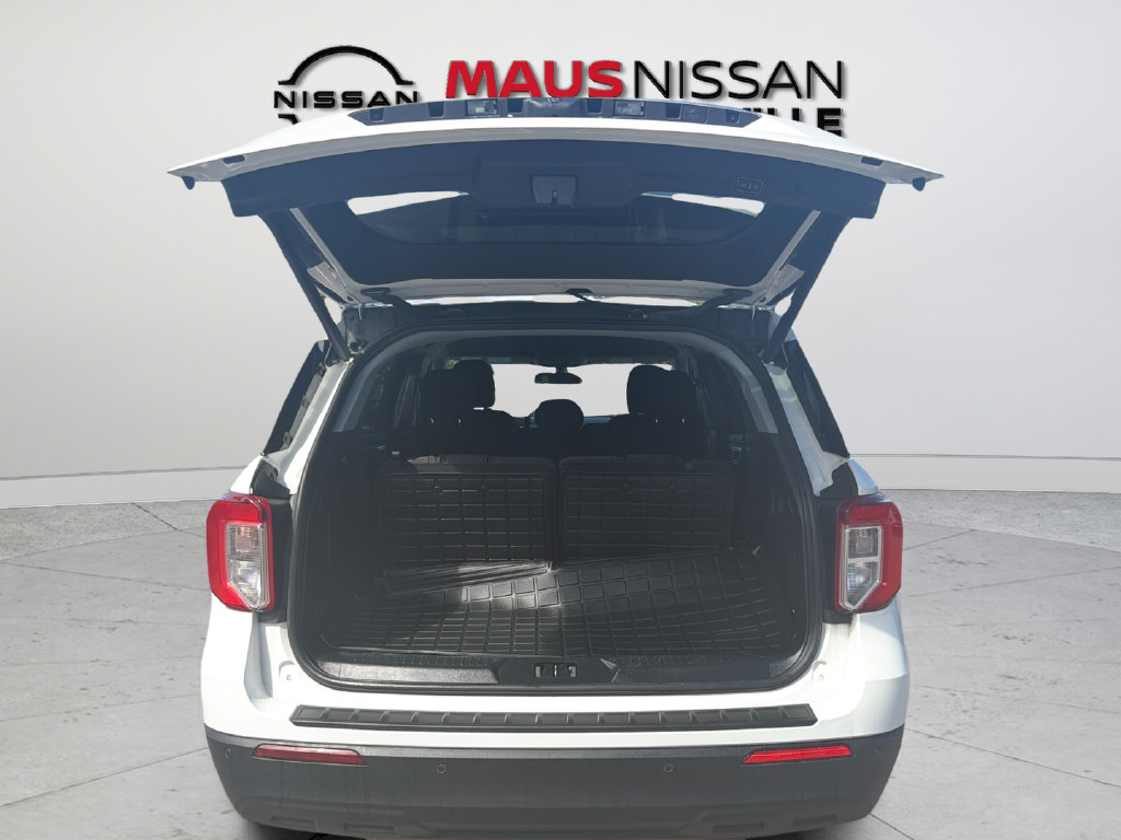 Used 2023 Ford Explorer XLT RWD image 15