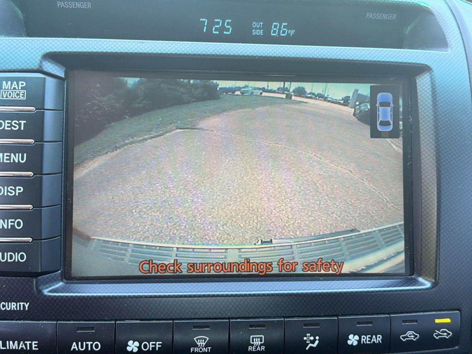Used 2009 Toyota Land Cruiser AWD/4WD image 23