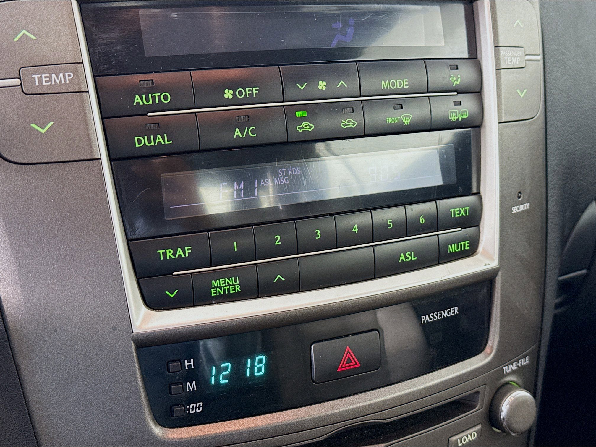 Used 2011 Lexus IS 250C w/ Luxury Pkg image 14